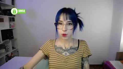 Snapshot of dakota_senju chatting on April 2026 02:30:01 PM Maca online show from April 2026 02:30:01 PM
