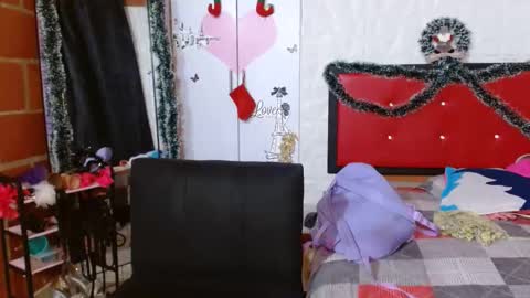 Dakota And Bellamy online show from December 2024 10:09:02 PM