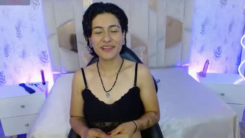 Snapshot of dakota_tay1 chatting on September 2025 12:06:01 PM Dakota online show from September 2025 12:06:01 PM