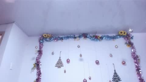 Dakotaagray online show from December 2025 02:02:02 PM