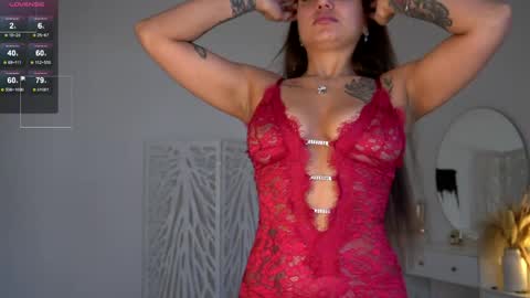 Snapshot of dakotasi chatting on May 2026 11:07:01 AM Dasha online show from May 2026 11:07:01 AM