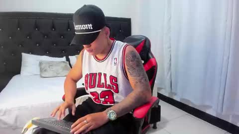 dalasnovoa online show from January 2026 12:44:02 PM