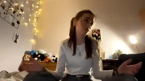 dalenebruno online show from April 2026 05:17:01 PM