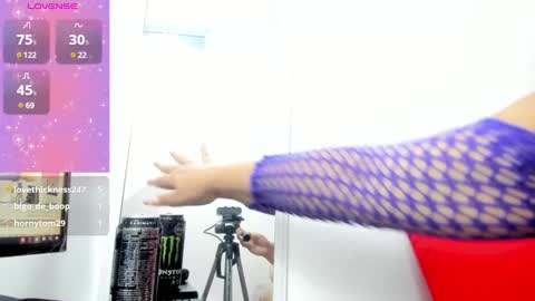  Ren  online show from December 2024 04:05:02 AM