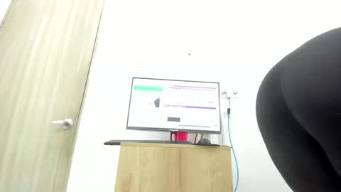  Ren  online show from September 2025 12:44:02 AM