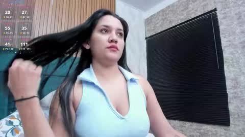 Violeta online show from December 2025 12:47:02 PM