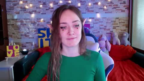 Snapshot of dalia_peach chatting on December 2025 10:13:02 AM Dalia online show from December 2025 10:13:02 AM