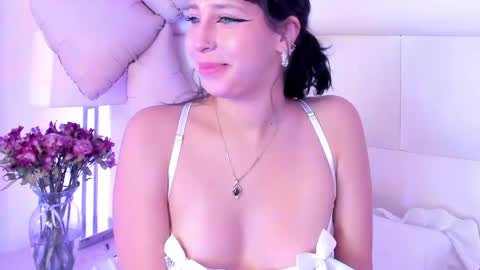 daliacastle online show from May 2026 05:52:01 PM