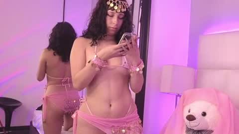 daliacastle online show from July 2026 07:30:01 PM