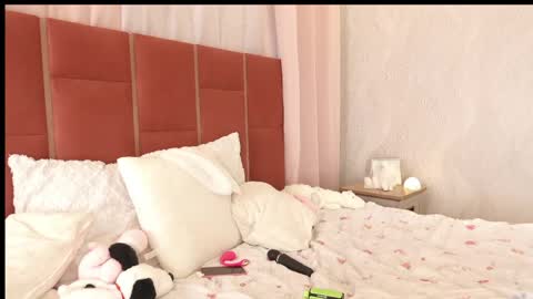 Snapshot of daliacruz chatting on May 2026 04:27:02 PM Dalia bondage online show from May 2026 04:27:02 PM