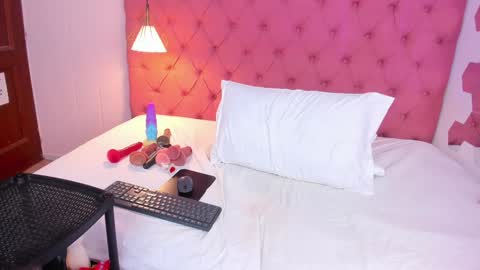 Dalia online show from January 2025 10:56:01 PM