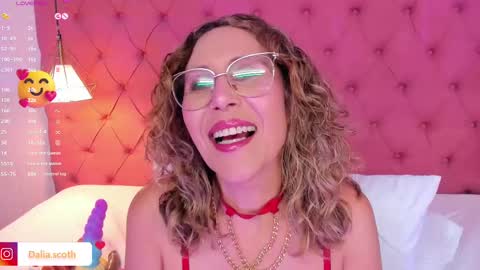 Dalia online show from February 2025 09:54:01 PM