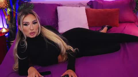 DalidaSelena online show from July 2026 04:10:02 PM