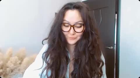 Snapshot of dalidayes chatting on April 2026 05:40:01 AM Dali online show from April 2026 05:40:01 AM