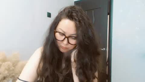 Snapshot of dalidayes chatting on May 2026 07:05:02 AM Dali online show from May 2026 07:05:02 AM