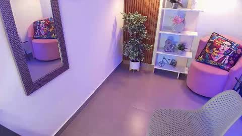 Snapshot of dalila_sky chatting on December 2025 06:26:01 PM Dalila online show from December 2025 06:26:01 PM