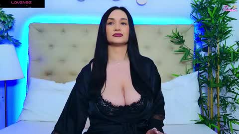 daliyaa_ online show from February 2026 01:14:01 PM
