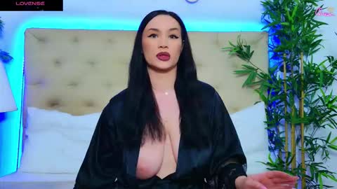 daliyaa_ online show from February 2026 01:18:02 PM