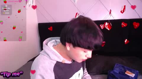 Snapshot of dalmonn_lennoxx chatting on February 2025 06:48:02 PM dalmonn lennoxx online show from February 2025 06:48:02 PM