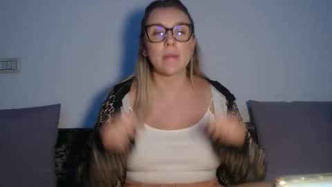 Maria online show from October 2025 08:30:02 PM