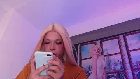 Snapshot of damara_ochoa chatting on November 2025 04:28:02 AM online show from November 2025 04:28:02 AM