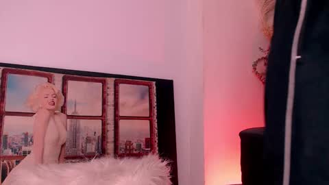 Snapshot of damara_ochoa chatting on November 2025 05:54:01 AM online show from November 2025 05:54:01 AM