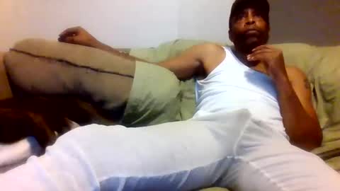 Snapshot of dameatis_brown chatting on June 2026 08:08:02 AM Dameatis Brown online show from June 2026 08:08:02 AM
