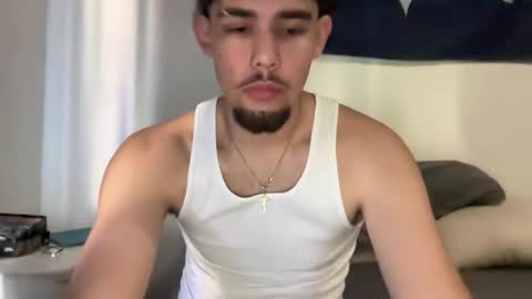 damiam xj online show from October 2025 04:41:01 PM