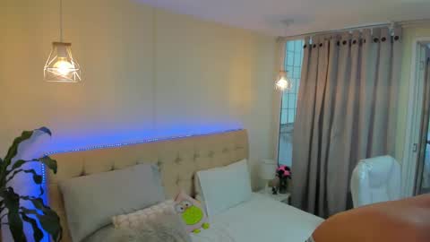 DAMIAN online show from January 2025 06:23:01 PM