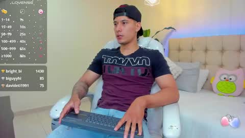 DAMIAN online show from January 2025 12:29:01 PM