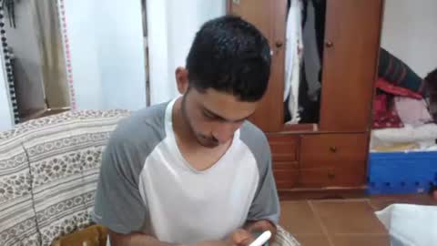 Snapshot of damian_29 chatting on November 2025 02:28:01 PM Damian online show from November 2025 02:28:01 PM