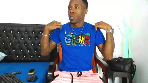 Snapshot of damian_hart_24cm chatting on November 2025 10:58:01 AM damian_hart_24cm online show from November 2025 10:58:01 AM