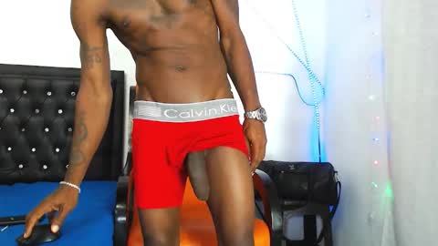 Snapshot of damian_hart_24cm chatting on November 2025 12:54:01 AM damian_hart_24cm online show from November 2025 12:54:01 AM