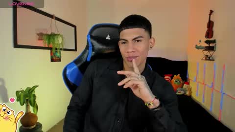 Damian online show from February 2026 12:33:02 AM