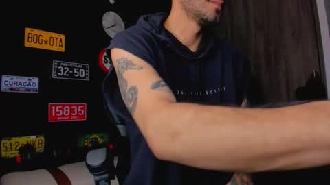 Daamiancox online show from October 2025 08:20:02 PM