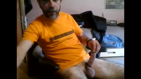 Snapshot of damianour chatting on September 2025 10:37:01 AM damianour online show from September 2025 10:37:01 AM