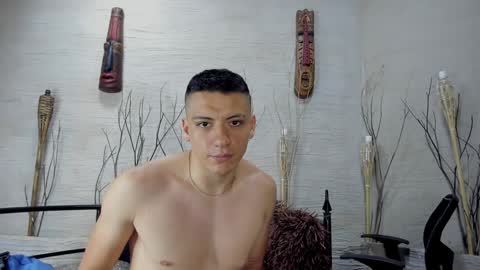 Snapshot of damianphill chatting on February 2025 07:27:01 PM Damian Phill online show from February 2025 07:27:01 PM