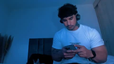 Snapshot of dammianmilleroficial chatting on November 2025 11:21:02 AM INSTAGRAM DAMMIANMILLEROFICIAL online show from November 2025 11:21:02 AM