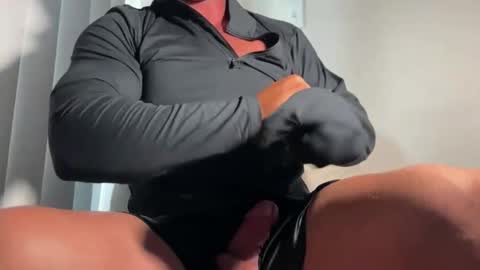 Clyde online show from April 2026 07:45:01 PM