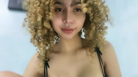 damnperfectxx online show from April 2026 02:11:02 PM