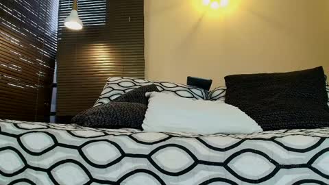 Damon  Salvatore online show from April 2026 09:30:01 PM