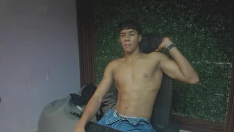 Snapshot of damon_sw chatting on November 2025 05:49:01 PM damon online show from November 2025 05:49:01 PM