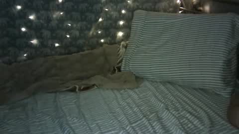 Snapshot of damsel_n_distress chatting on March 2025 07:05:02 AM Arya online show from March 2025 07:05:02 AM