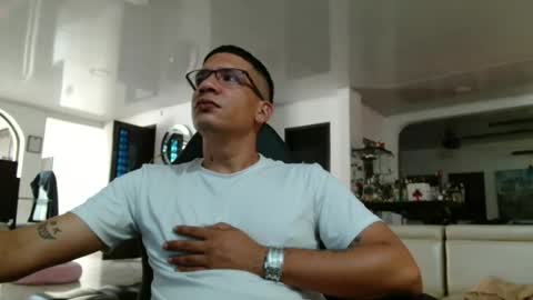 damyan_2003 online show from March 2026 01:48:02 PM