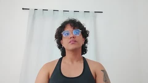 Snapshot of dan_blous chatting on February 2026 07:40:01 PM Diane Blosson online show from February 2026 07:40:01 PM