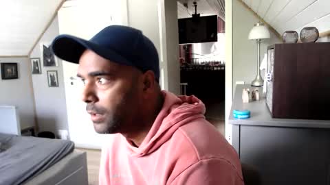 dan_the_man43 online show from September 2025 10:14:01 AM