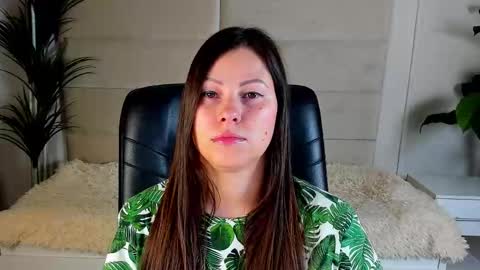 Dana Dom online show from November 2025 01:04:02 AM