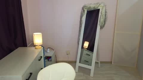 Snapshot of dana_magical chatting on November 2025 12:04:01 PM DANA online show from November 2025 12:04:01 PM