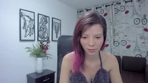 Danaa Rey online show from February 2025 11:28:02 AM