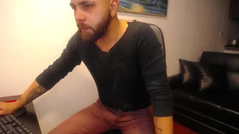 danbury online show from November 2025 09:31:02 PM